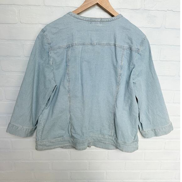 Chico's Blue White Pinstripe Denim Style Cotton Button Jacket sz 12/14 2 - Picture 2 of 6